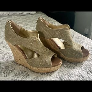 Seychelles Wedge Sandals Size 7